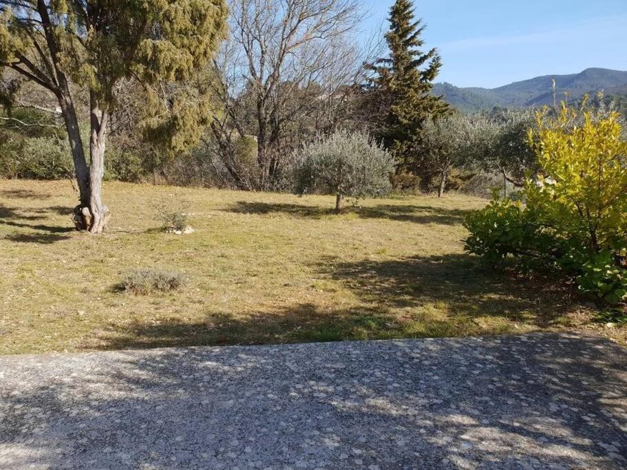 Residence Lou Cigaloun - Ana Location グレウー・レ・バン エクステリア 写真