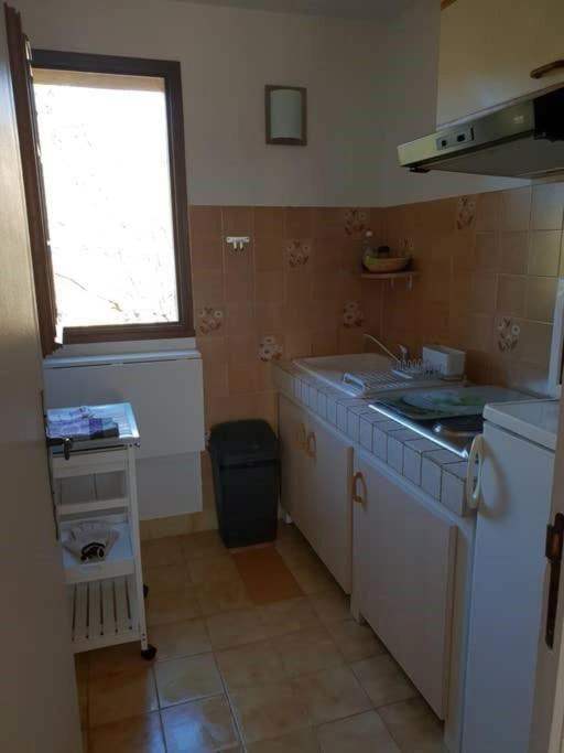 Residence Lou Cigaloun - Ana Location グレウー・レ・バン エクステリア 写真